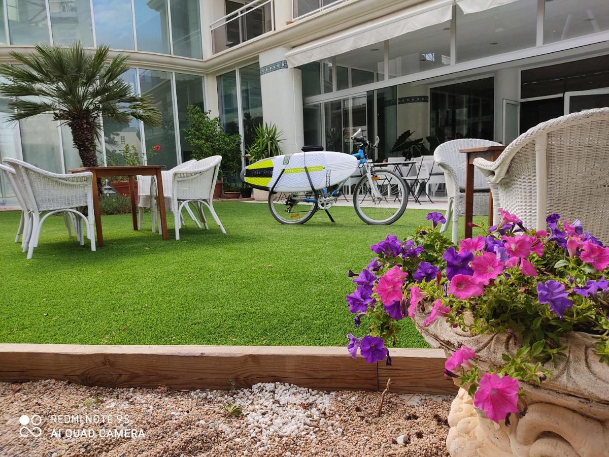Hotel & Apartaments Thalassa Sport & Spa Ρόζες Εξωτερικό φωτογραφία