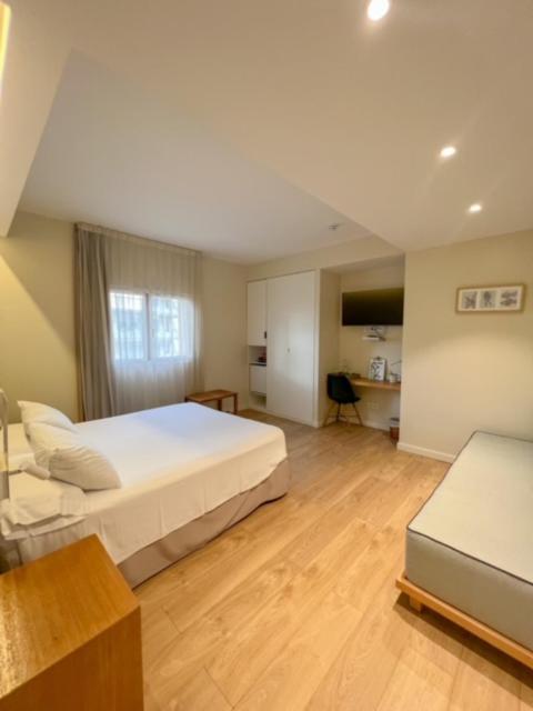 Hotel & Apartaments Thalassa Sport & Spa Ρόζες Εξωτερικό φωτογραφία