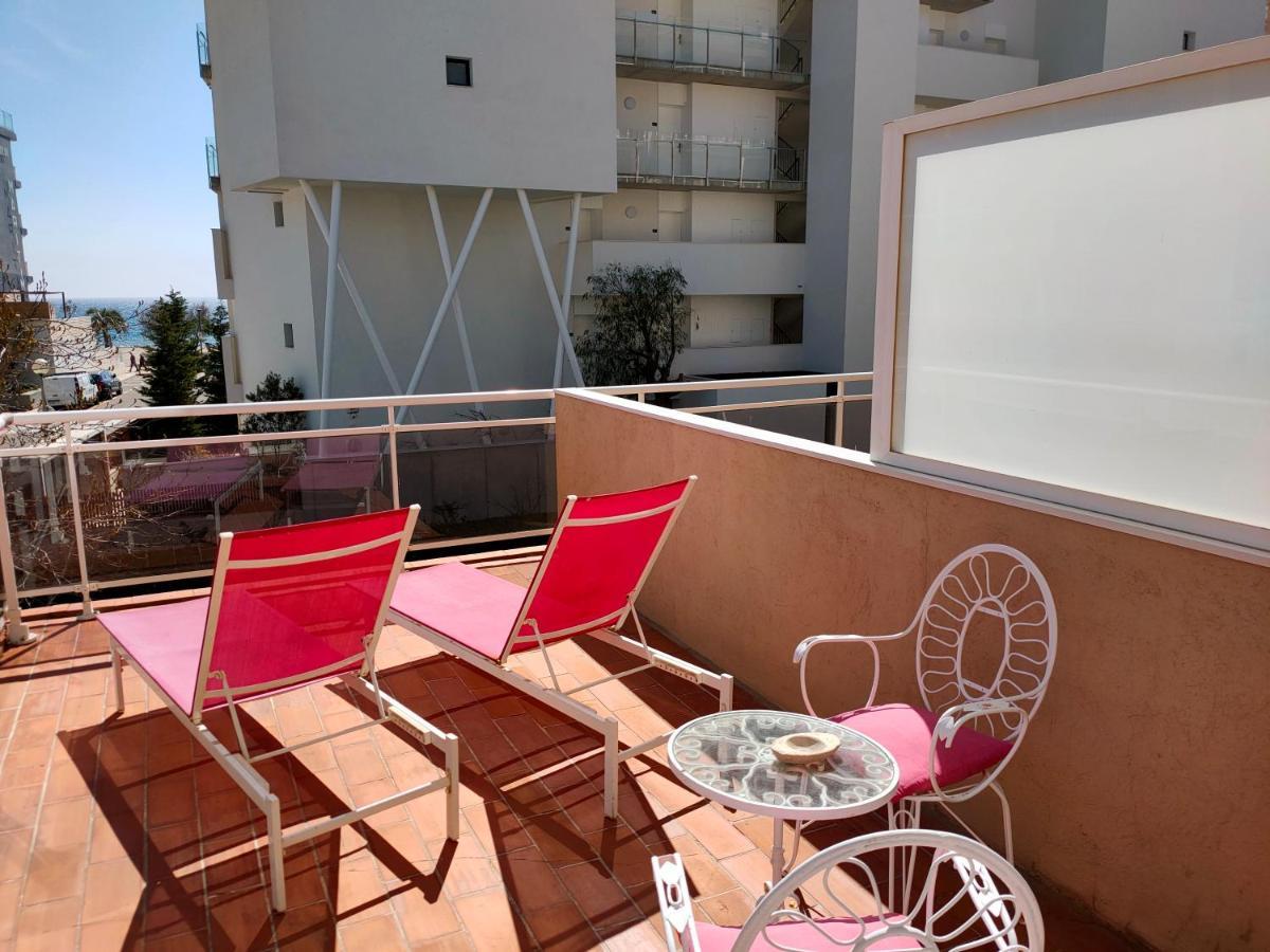 Hotel & Apartaments Thalassa Sport & Spa Ρόζες Εξωτερικό φωτογραφία