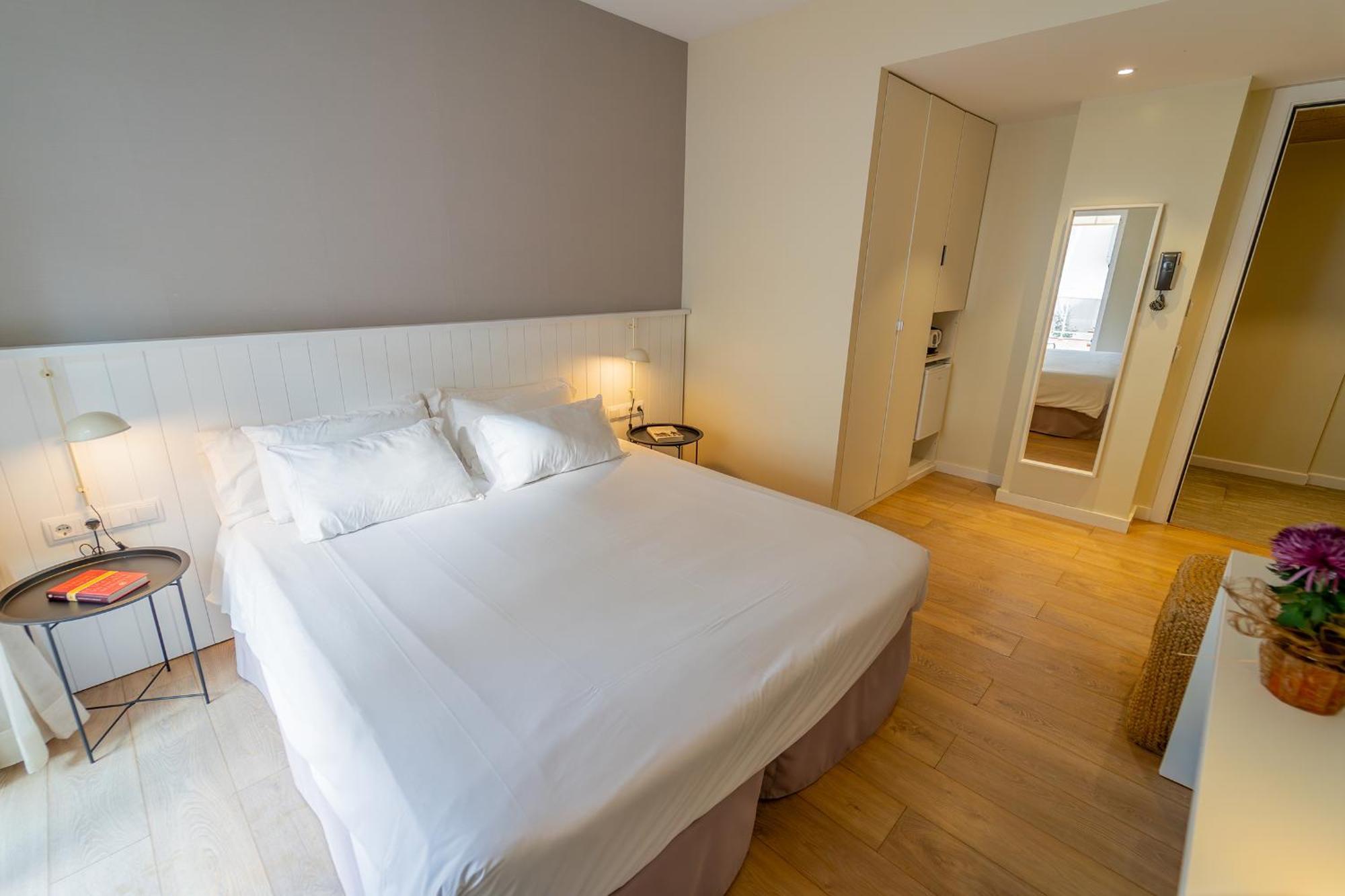 Hotel & Apartaments Thalassa Sport & Spa Ρόζες Εξωτερικό φωτογραφία